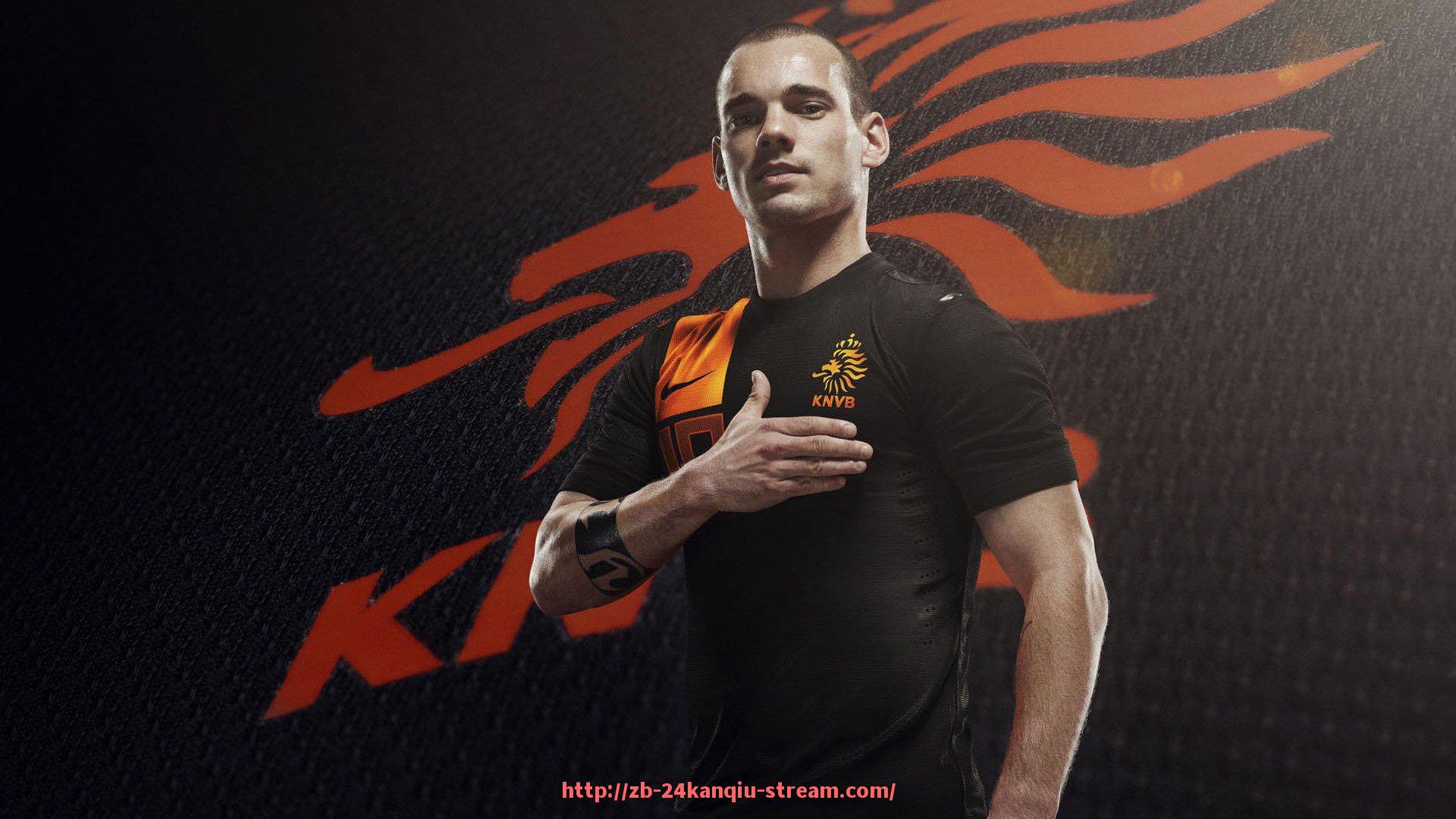 24看球直播网-球员对世俱杯赛程密集带来的质疑与解决方案讨论